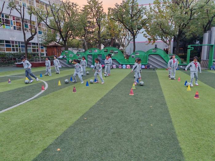 如何借助专业篮球教练提升个人声誉_0